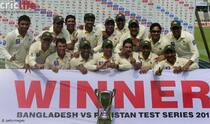 Finally some smiles for Pakistan!