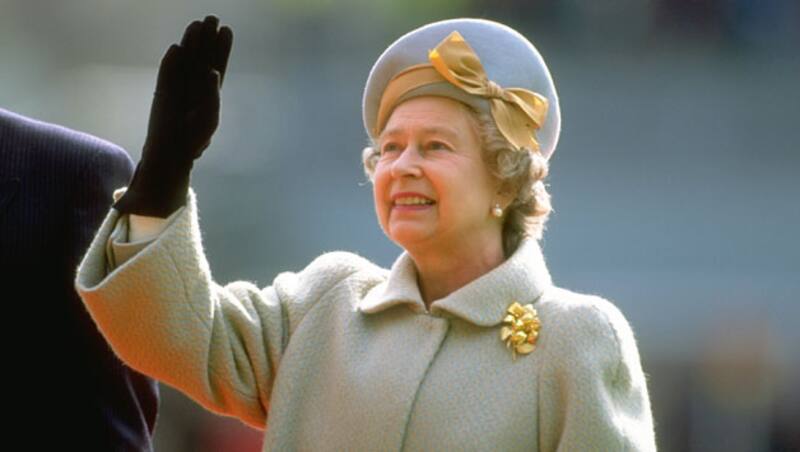 Whatever Queen Elizabeth II was expecting, it was certainly not this! © Getty Images