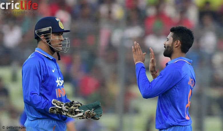 MS Dhoni, Ravindra Jadeja and one happy family!
