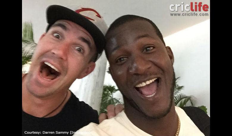 Sammy and Pietersen, friends forever!