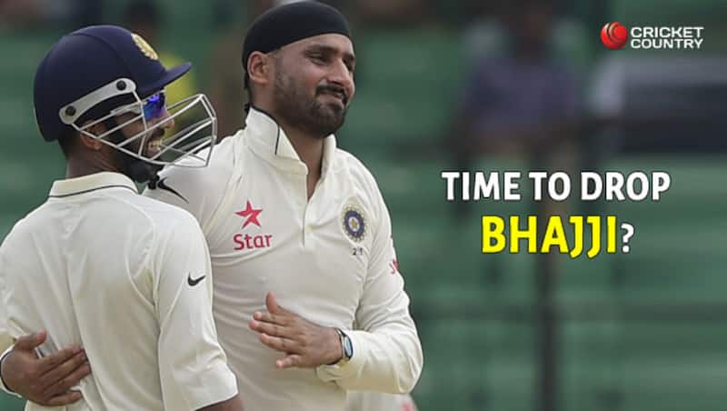 Harbhajan Singh picked up only one wicket in the first Test © AFP