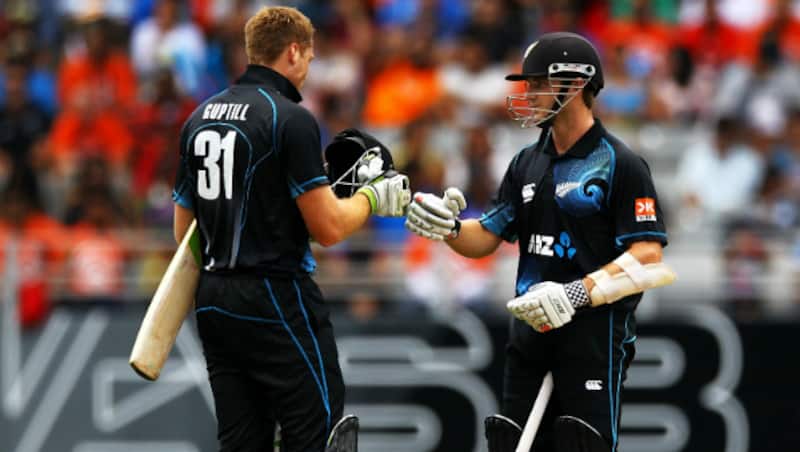Martin Guptill (left) and Kane Williamson scored 42 runs each South Africa in the first T20I at Kingsmead on August 14, 2015 &Acirc;&copy; Getty Images