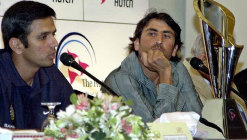 Rahul Dravid (left) and Younis Khan &copy; AFP