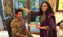 Sachin Tendulkar celebrates Raksha Bandhan with sister Savita