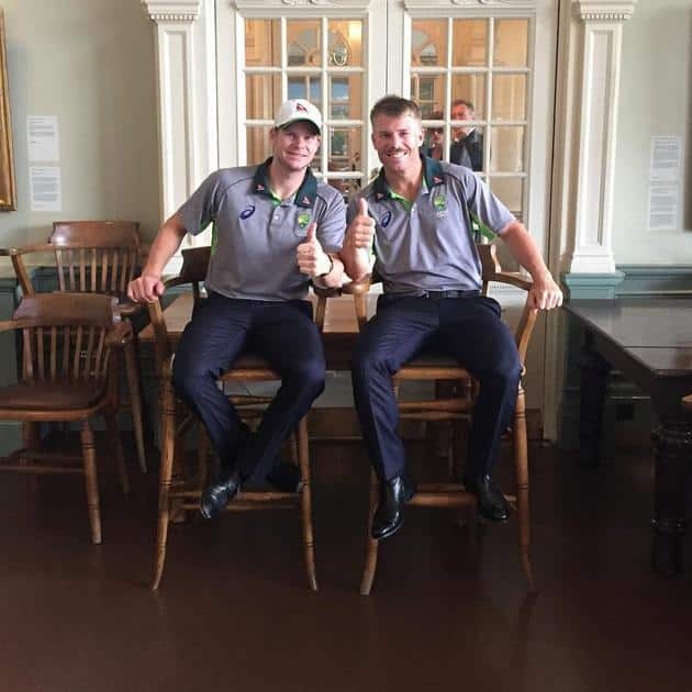 Steve Smith gets David Warner’s thumbs up