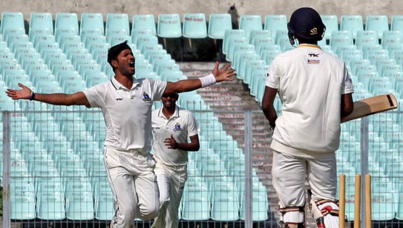 Ashok Dinda will be one of Bengal's strike bowlers in the Ranji Trophy &Acirc;&copy; IANS