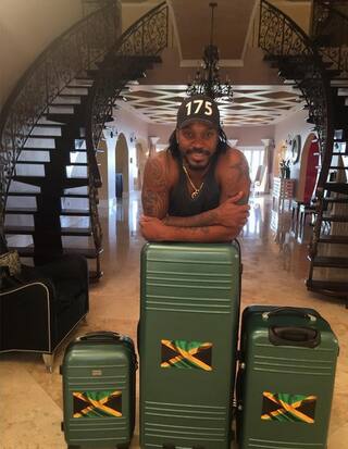 Chris Gayle gives a testament to his patriotism