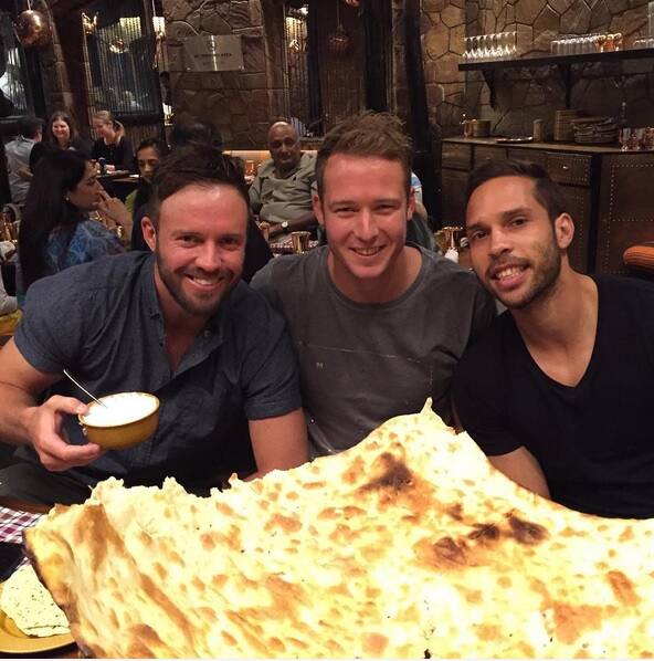 De Villiers, Miller, du Plessis and other touring Proteas gorge on Indian cuisine