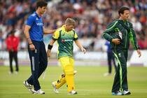 Photo: Spirit of the game lives on during England-Australia 2nd ODI