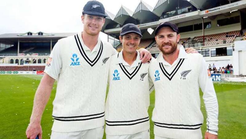 BJ Watling (center) said New Zealand will not let their defeat to Australia in the World Cup final affect their performance in the Test series &copy; Getty Images