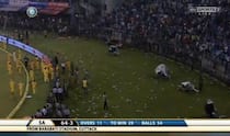 Crowd trouble suspends play at India-South Africa 2nd T20I at Cuttack: Twitter reactions