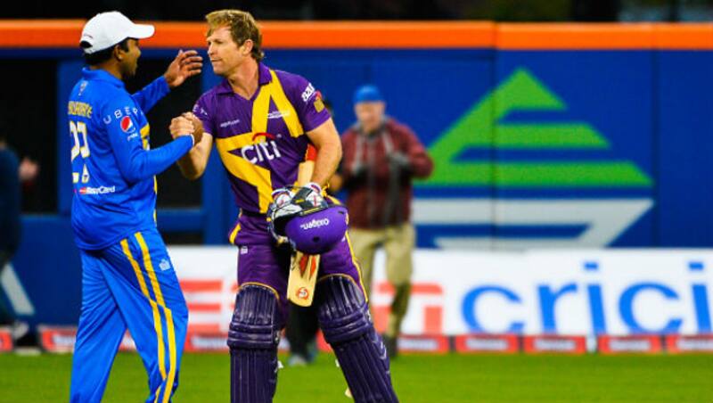 Warne's Warriors smashed a total of 21 sixes in their 1st innings &Acirc;&copy;  Getty Images 