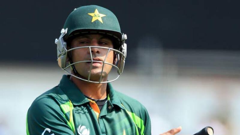 I cannot play with any player who has tarnished and brought a bad name to the country