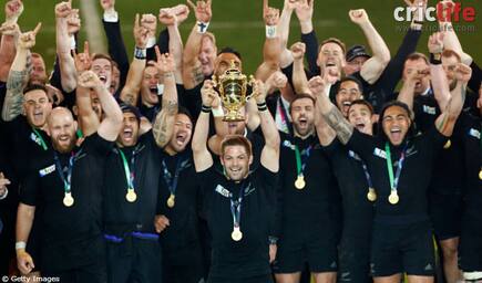 All Blacks beat The Wallabies to lift Rugby World Cup; cricketers react on Twitter