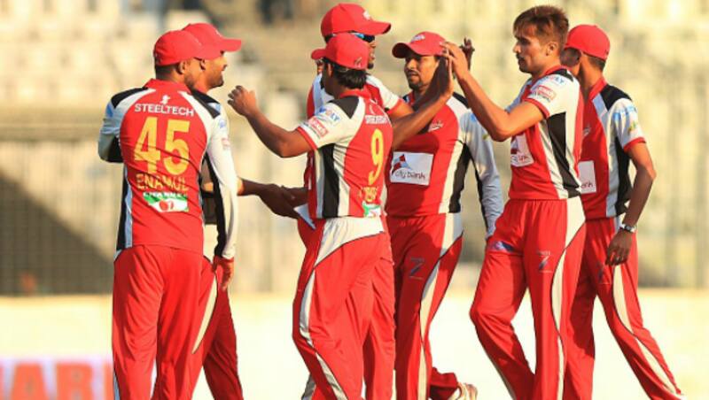 Pakistan tainted cricket Mohammad Aamer played for Chittagong Vikings in BPL &Acirc;&copy; Getty Images