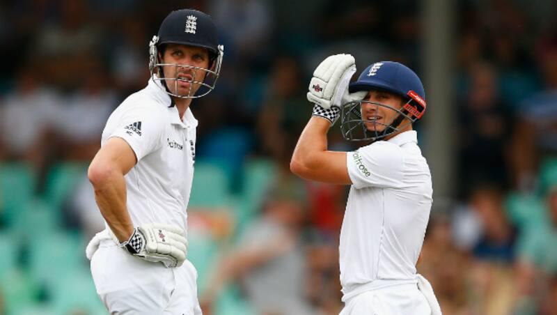 जेम्स टेलर और निक कॉम्पटन ने चौथे विकेट के लिये 125 रन जोड़ कर इंग्लैंड की स्थिति को सुधारा© Getty Images