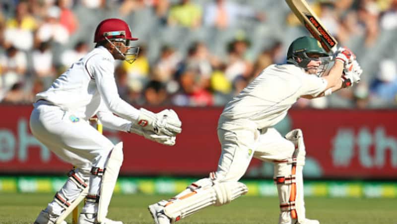 दूसरी पारी में स्मिथ ने लड़खड़ाती ऑस्ट्रलियाई पारी को संभाला © Getty Images