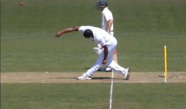 Twitterati poke fun at Shannon Gabriel for bowling a massive ‘no-ball’