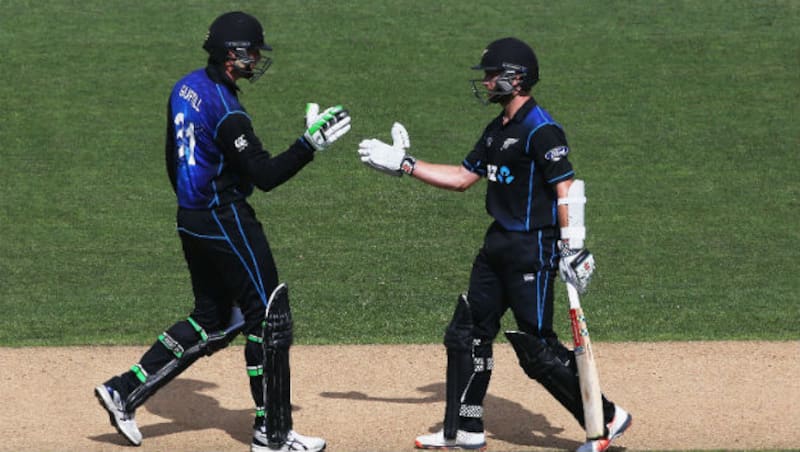 Martin Guptill (Left) and Kane Williamson put on 159 for the second wicket &Acirc;&copy; Getty Images