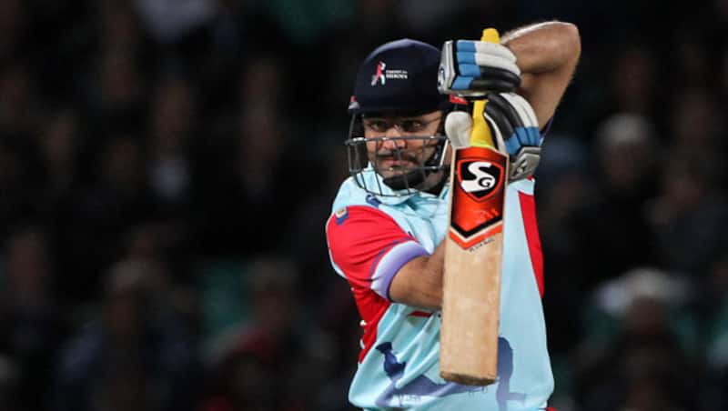 सहवाग एमसीएल में जिमनी अरेबियंस के कप्तान हैं  © Getty Images