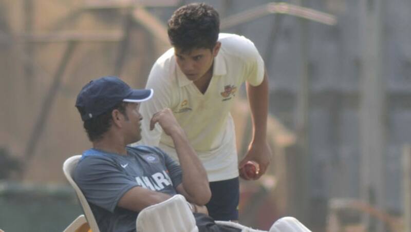 हाल ही में अर्जुन तेंदुलकर ने एक अंडर-16 टूर्नामेंट में 106 रनों की पारी खेली थी  © IANS