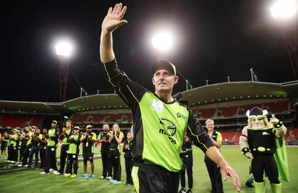 Mike Hussey’s final guard of honour in cricket