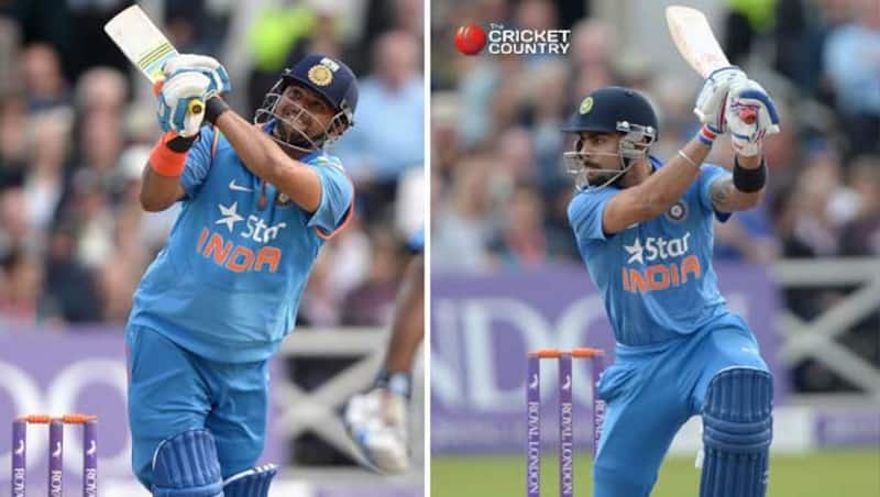 मैदान पर बल्ले से अपना जौहर दिखाने वाले सुरेश रैना और विराट कोहली ने सिंगिंग टैलेंट का प्रदर्शन किया © Getty Images