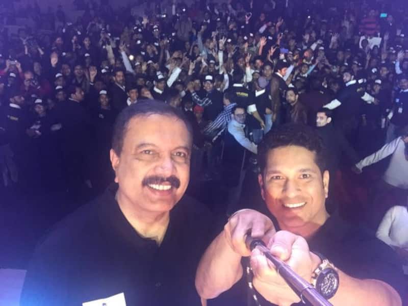 (Photo Courtesy: Twitter, @&acirc;@sachin_rt )