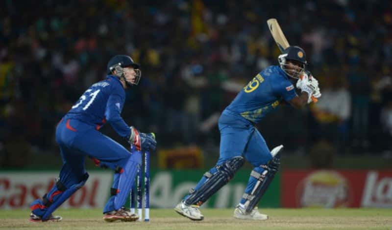 Angelo Mathews played a handy knock in the middle order to take his team to a winning total against England during the World T20 2012 match. (Photo Courtesy: Getty Images.)