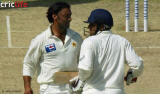 Virender Sehwag takes a dig at former Pakistani cricketers on praising Indian players
