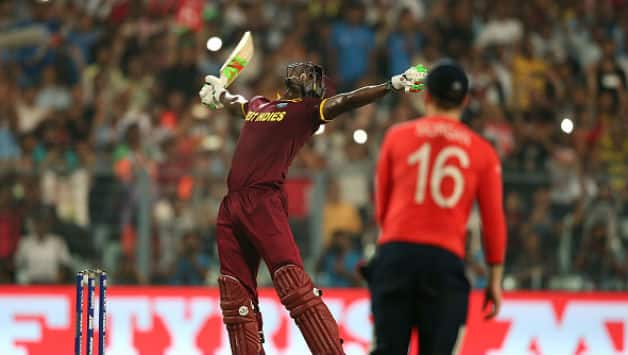 Carlos Brathwaite described the third six, that eventually set the game for them, a mis-hit © Getty Images