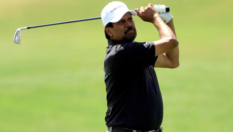 Kapil Dev was declared the 'Player of the Day' on the second day of the two-day Delhi - NCR Leg of BMR World Corporate Golf Challenge. © Getty Images