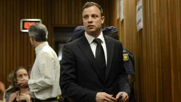 Oscar Pistorius hit girlfriend with bat before murder, claim forensic ...