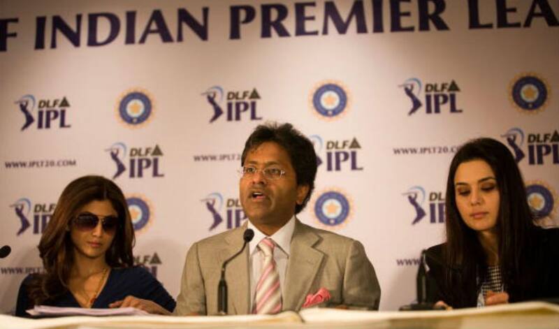 Lalit Modi (centre) flanked by Shilpa Shetty (left) and Preity Zinta (right) in the good times. Picture courtesy Getty Images.