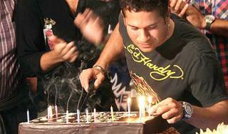 UnReal Exclusive with Sachin Tendulkar: The Master turns 43!