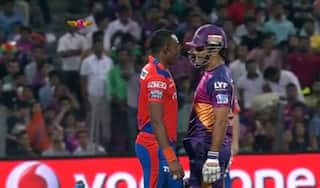 Video: When Dwayne Bravo and MS Dhoni collided with each other