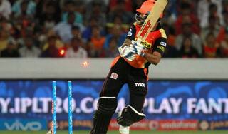 Twitterati troll Shikhar Dhawan for his poor batting against Mumbai Indians at Hyderabad