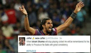Ishant Sharma gets trolled on Twitter for his expensive first spell against RCB