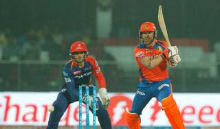 Video: Brendon McCullum plays a ‘Reverse Flick’