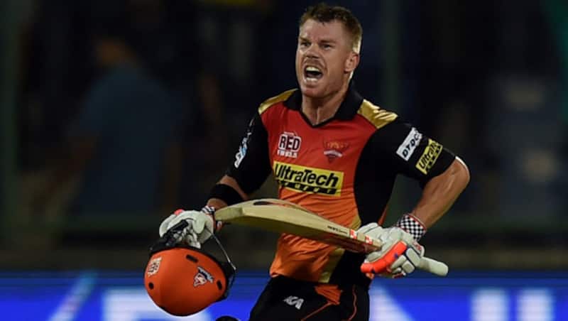 Sunrisers-Hyderabad-captain-David-Warner-celebrates