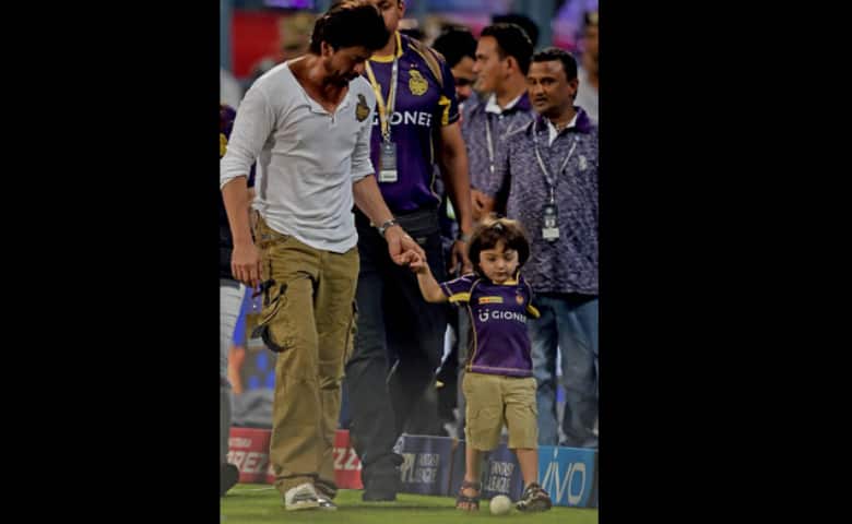 Watch: Shahrukh Khan’s cute celebration with son AbRam after KKR’s win over KXIP in IPL 9