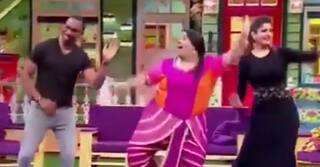 Videos: Dwayne Bravo flaunts his dancing skills with Kapil Sharma; conveys a special message