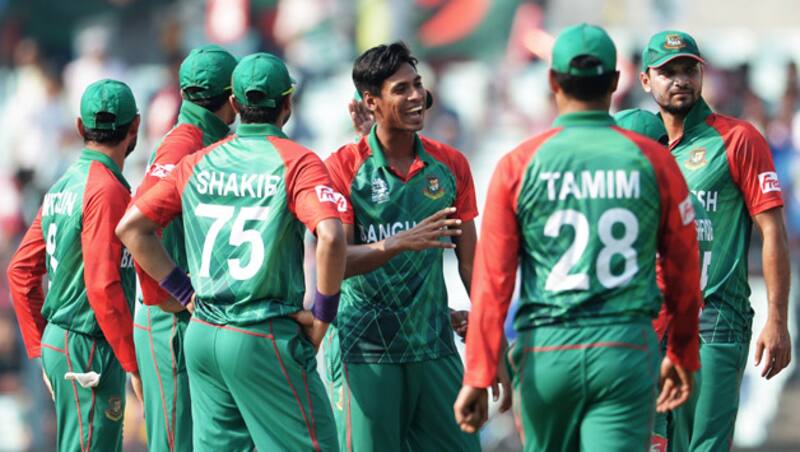 Bangladesh cricketers have purchased steam-guard helmets but have been uncomfortable with its usage &Acirc;&copy; AFP