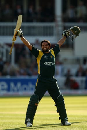 Shahid Afridi scored an unbeaten 54 in the final against Sri Lanka © Getty Images