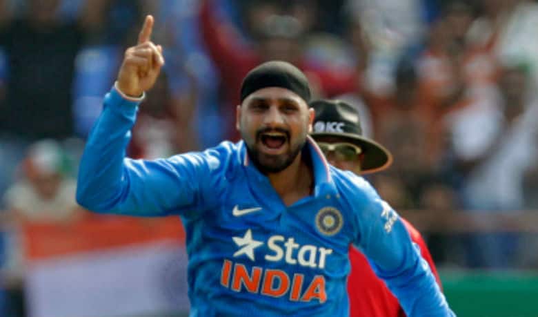 Video: Harbhajan Singh’s humorous tweet sends beautiful message on ‘Karma’