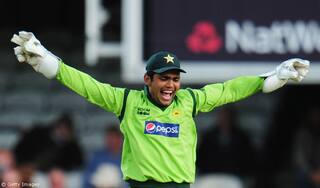 After Nasser Hussain, Kamran Akmal sets Guinness World Record, for highest dropped catch