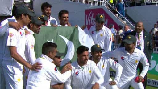 Pakistan celebrate their historic victory © Twitter