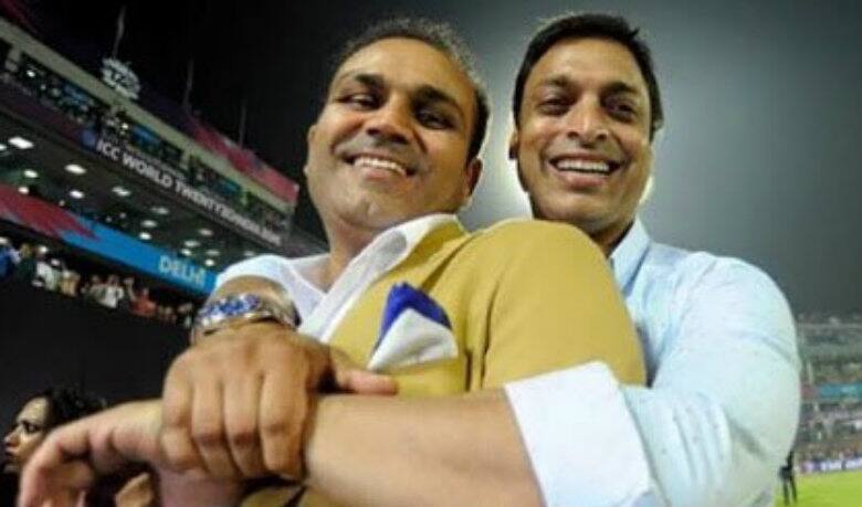 Hilarious: Now Virender Sehwag trolls himself, Shoaib Akhtar on Twitter