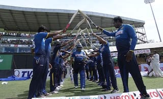 Tillakaratne Dilshan scores 42 in his final ODI innings