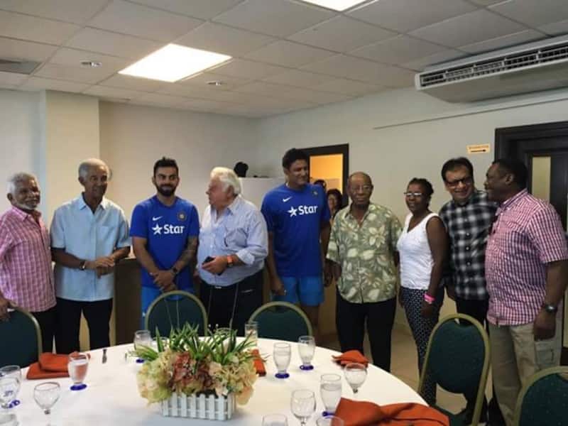 (From left): Deryck Murray,Sir.Garfield Sobers,Virat Kohli,Mr.Farokh Engineer,Anil Kumble,Sir.Everton Weekes,?,Karsan Ghavri,Gordon Greendige.